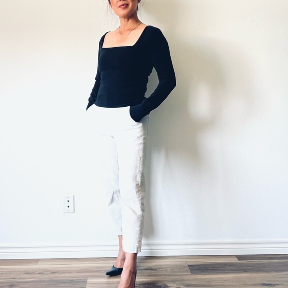 Good American Essentials Women's Square Neck Long Sleeve Tee - Picture 3 of 15